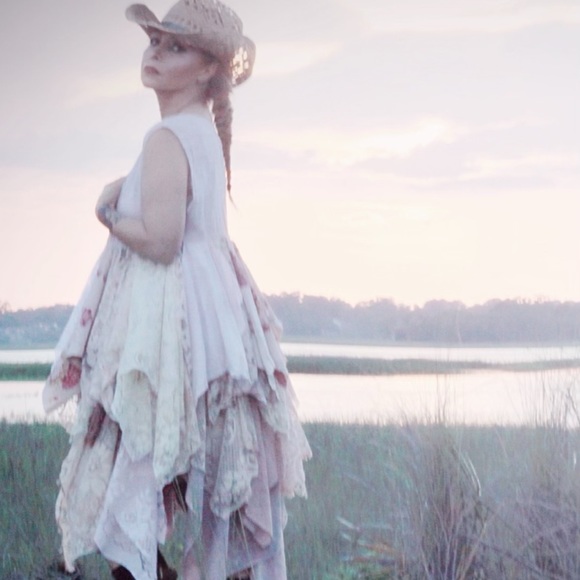 Like this listing to be tagged in new listings ♥️ - Picture 3 of 7